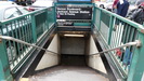 NEW YORK - wir gehen wieder hinunter zur Subway um mit der Linie 7 weiter nach Flushing zu fahren